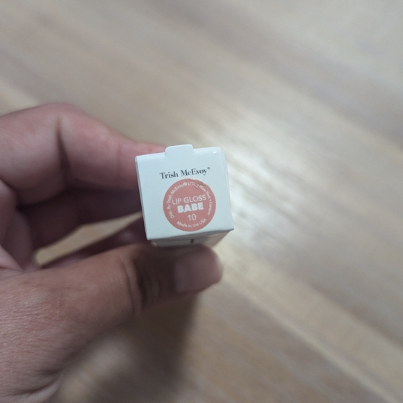 Trish McEvoy Lipgloss - Picture 3 of 3